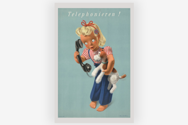 Blaues Poster mit Mädchen mit Hund und Telefonhörer.