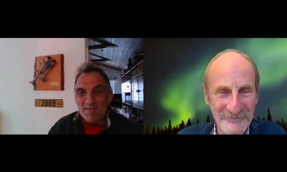 A still from a video call for PTT-Direkt shows a contemporary witness telling his stories.